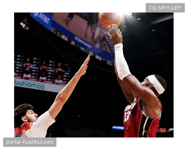 热火阿德巴约高位策应，中锋作为进攻发起点战术价值评估